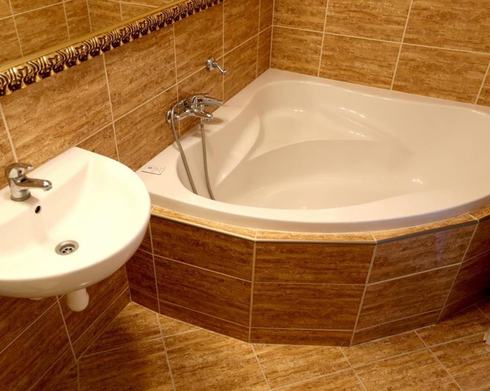 Apartment In City Centre Прага Екстериор снимка